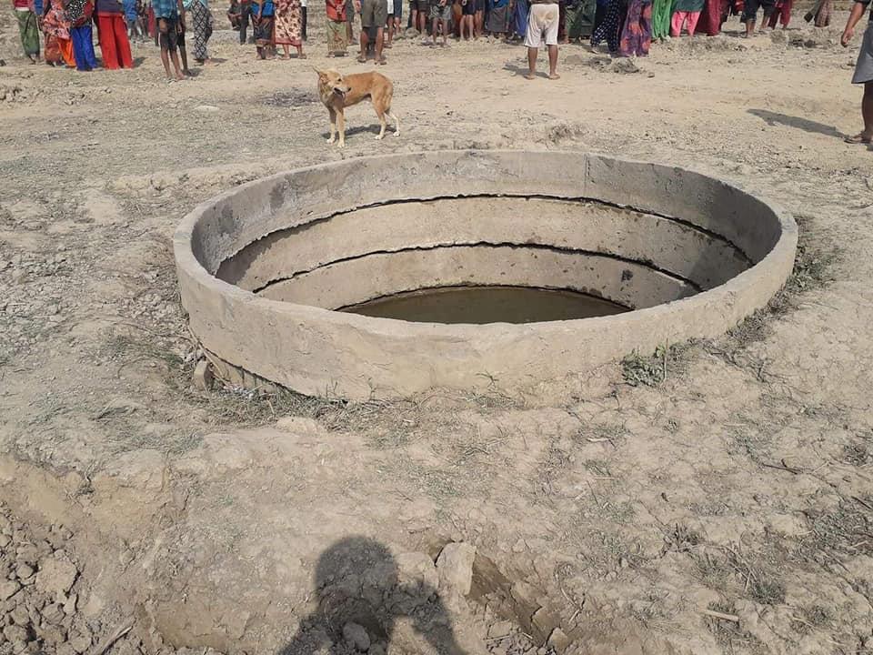 निर्माणाधिन ईनारमा डुबेर बालकको मृत्यु