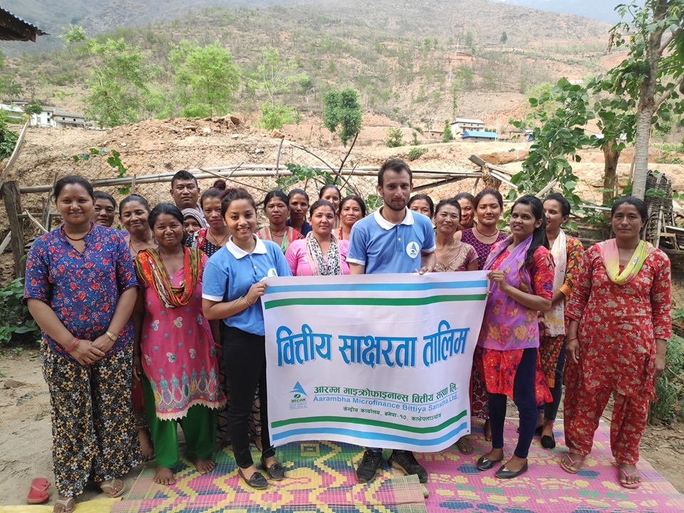 माझी गाउमा आरम्भको वित्तीय साक्षरता कक्षा