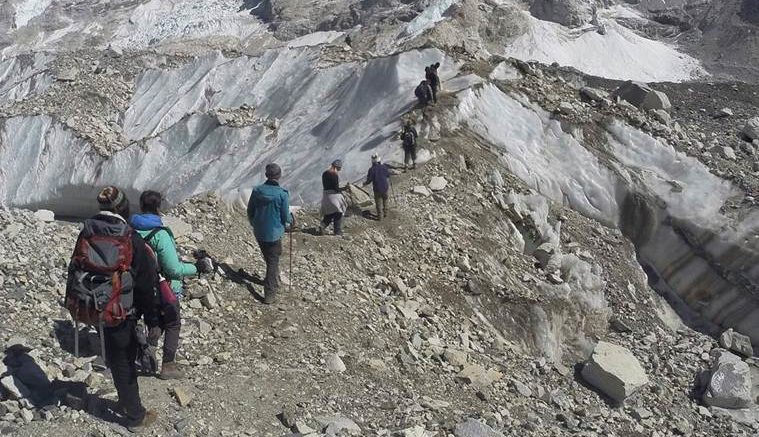 पर्यटकले कर्णालीका होटल भरिभराउ