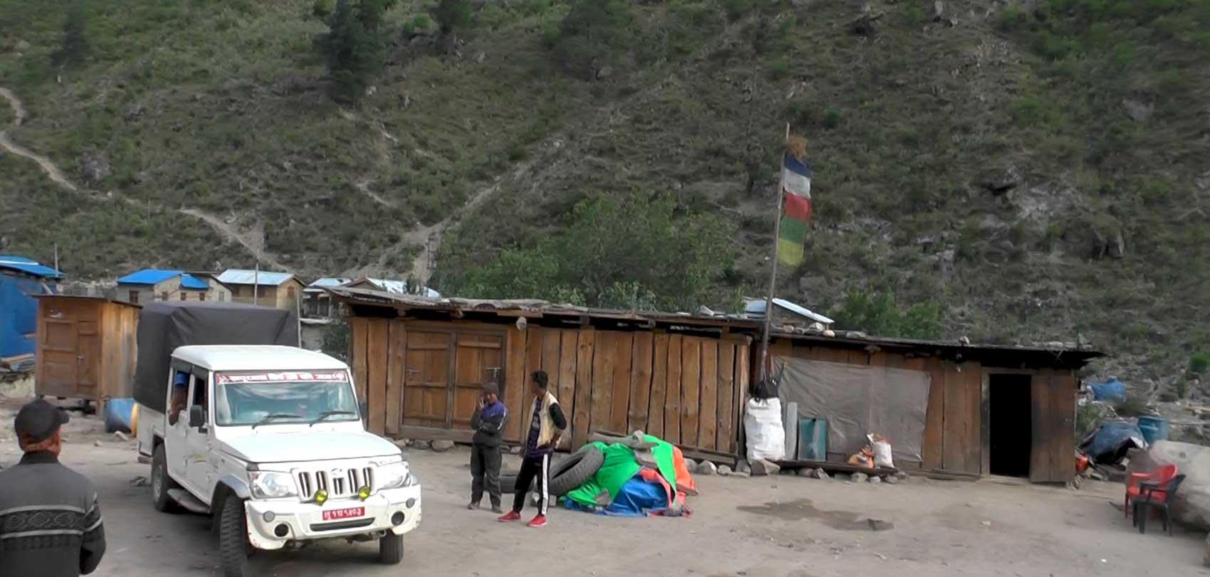 कर्णाली करिडोरमा ‘रुट परमिट’विना नै गाडी सञ्चालन