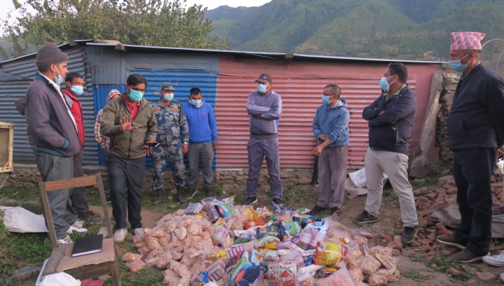 जुम्लामा अखाद्य बस्तु विक्री बितरण हुदै ।