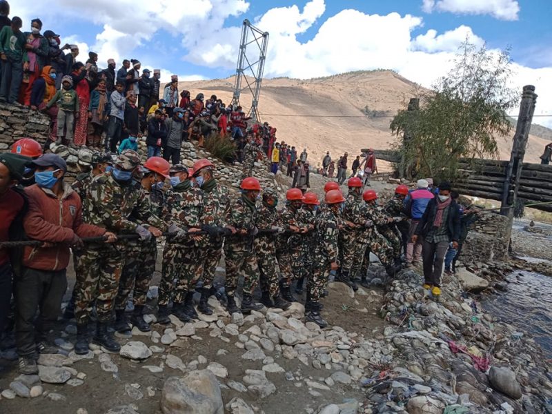 काठेपुल जिर्ण बने पछि खल्लाका नागरिकलाई सास्ती ।