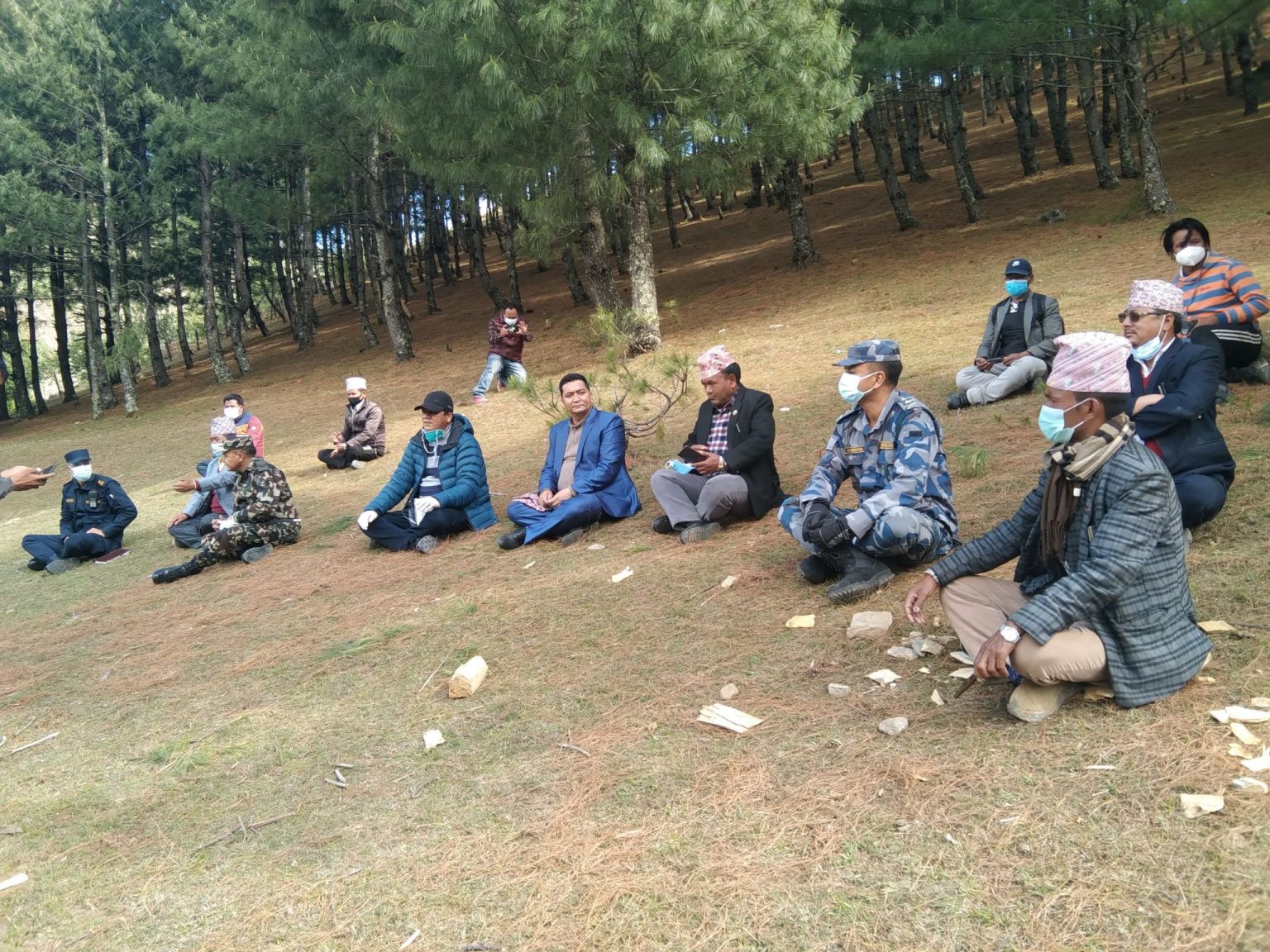पातारासी र गुठीचौरमा बनाएका आइसोलेसन र कोभिड अस्पतालको अनुगमन