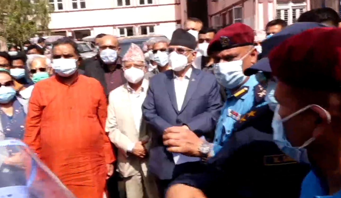 १४६ सांसदको रिटःसंसद पुनर्स्थापना र देउवालाई प्रधानमन्त्री नियुक्त गर्न माग (पूर्णपाठसहित)