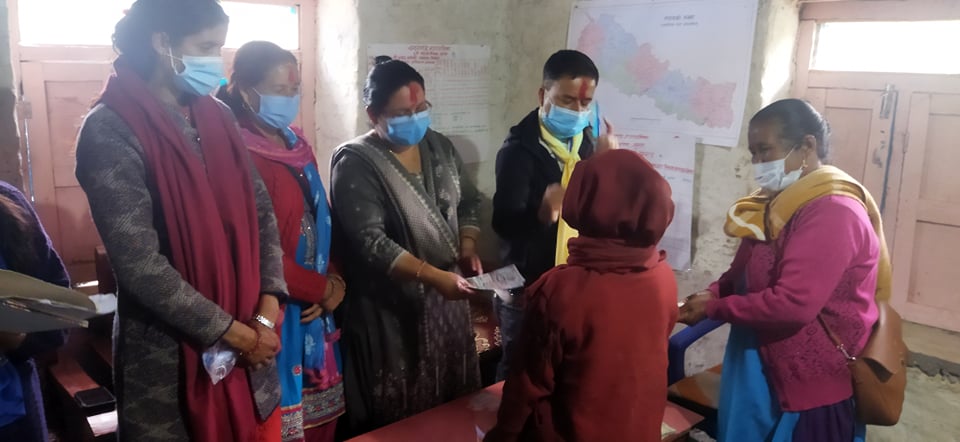 अभिभावकको भुमिका खेल्दै ,चन्दननाथ नगरपालिका