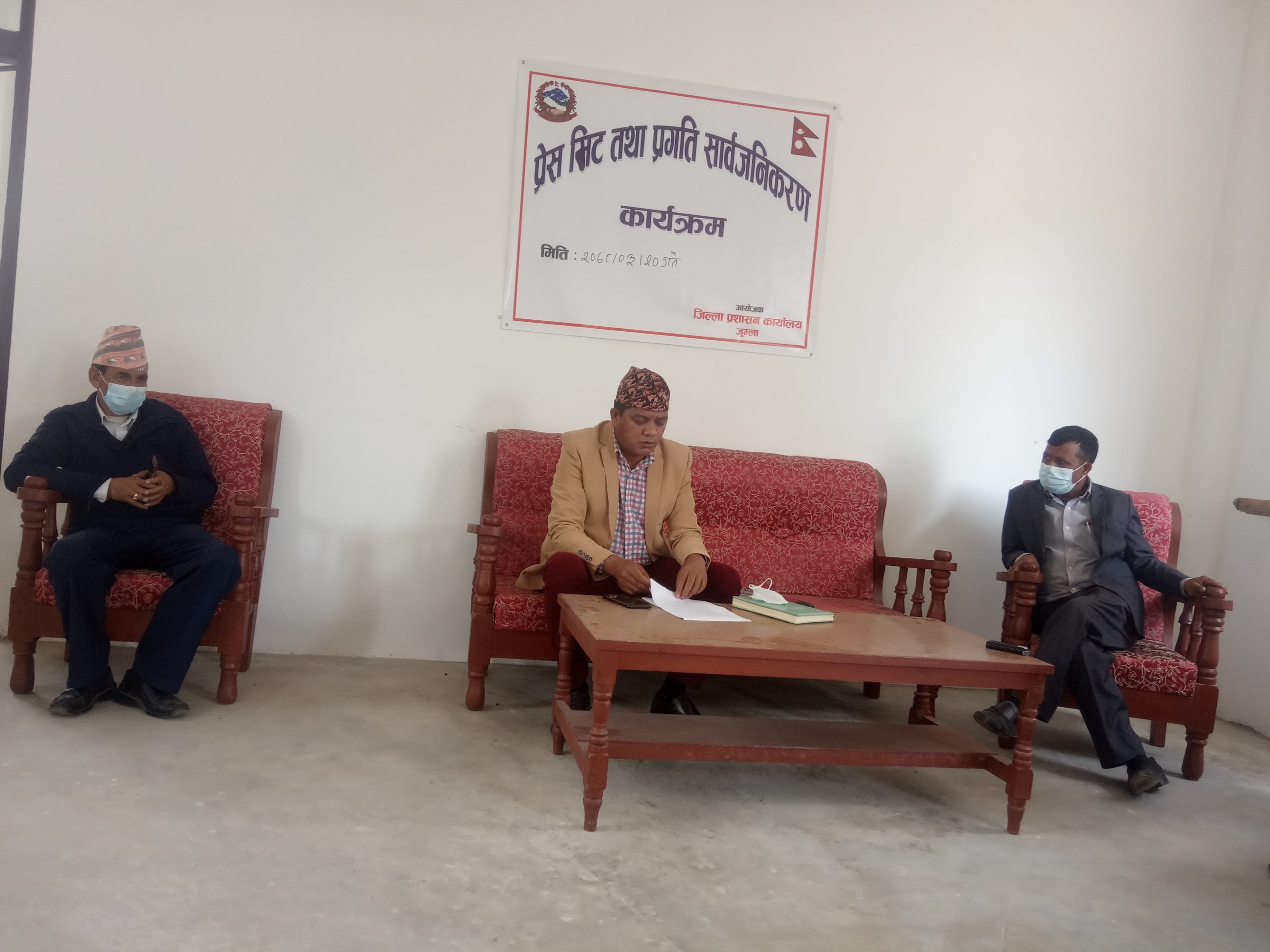 सकरात्मक सोच र जिम्मेवारी बोकेर फर्किएको छु ः प्रजिअ थापा