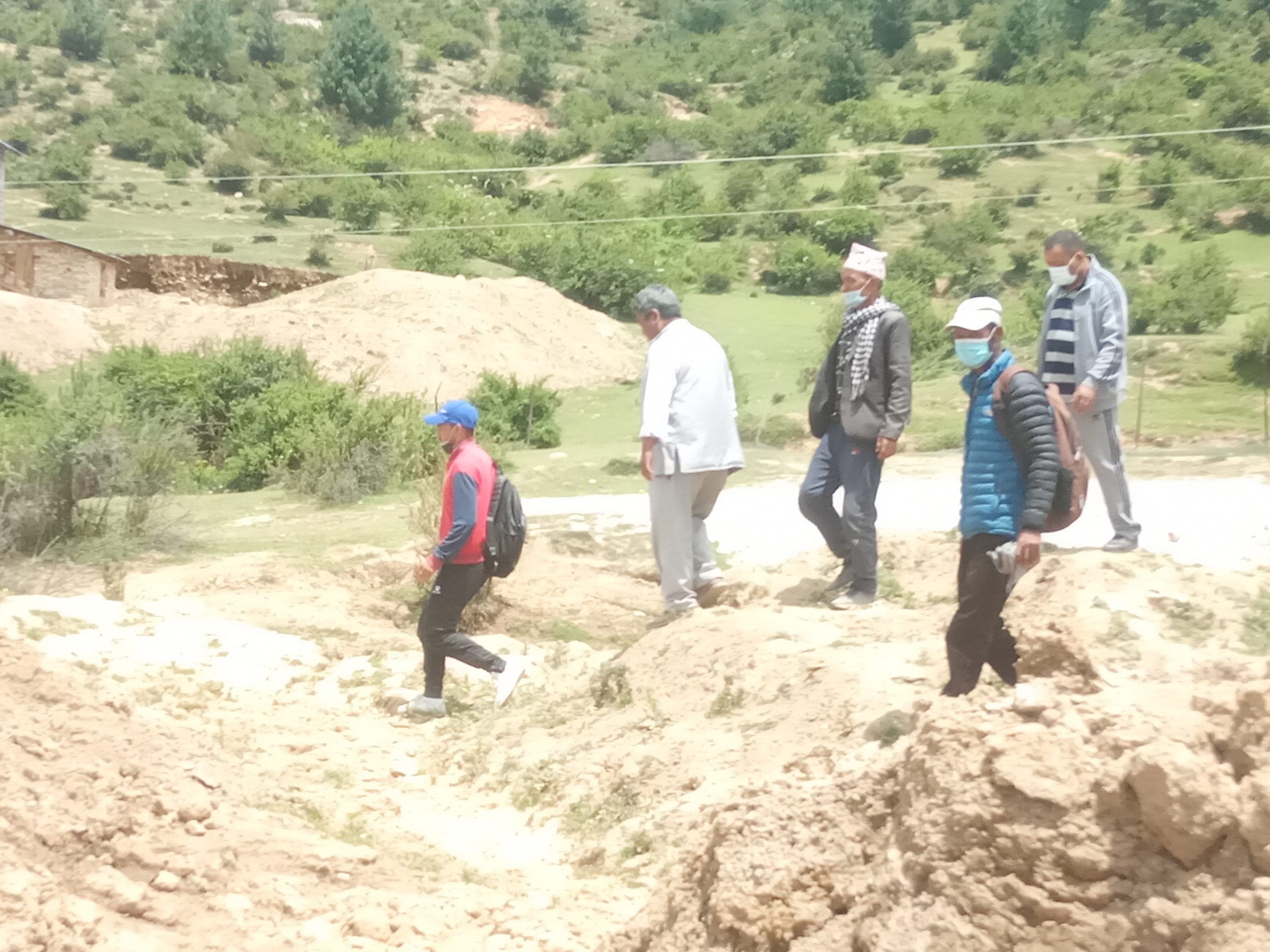पेरे धोप खाने पानी अनुगमन गर्दै,जिल्ला समन्वय समिति