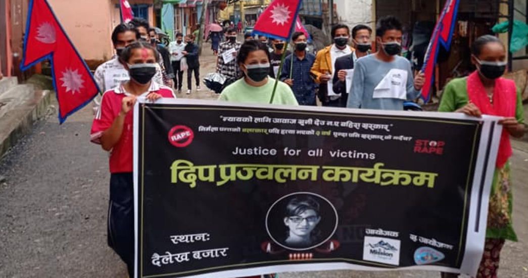 निर्मलाको न्यायका लागि दैलेखमा दीप प्रज्वलन
