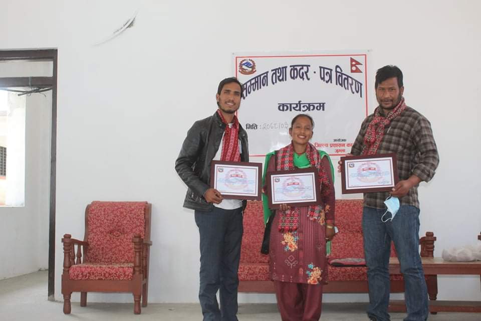 जुम्लाका महिला जागरण कर्मी शाही सहित चार पत्रकार सम्मानीत