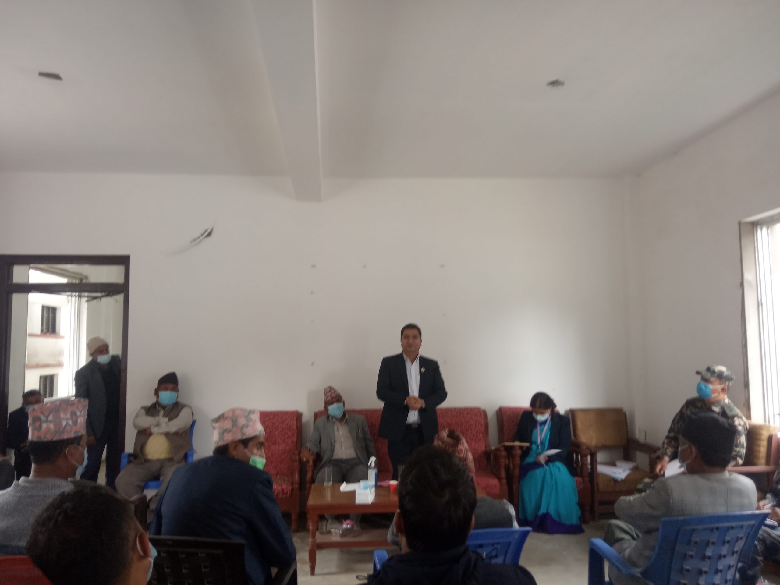 राज्यलाई कर तिर्न आएका जन्ताले  सास्ती पाउनु हुदैन ः निबर्तमान मन्त्री भण्डारी