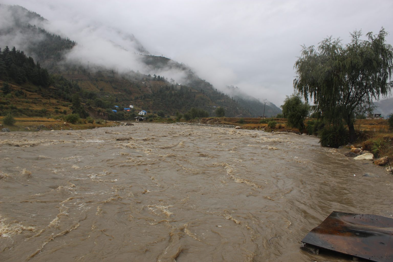 जलवायु परिवर्तनले बेमौसमी विपत्ति