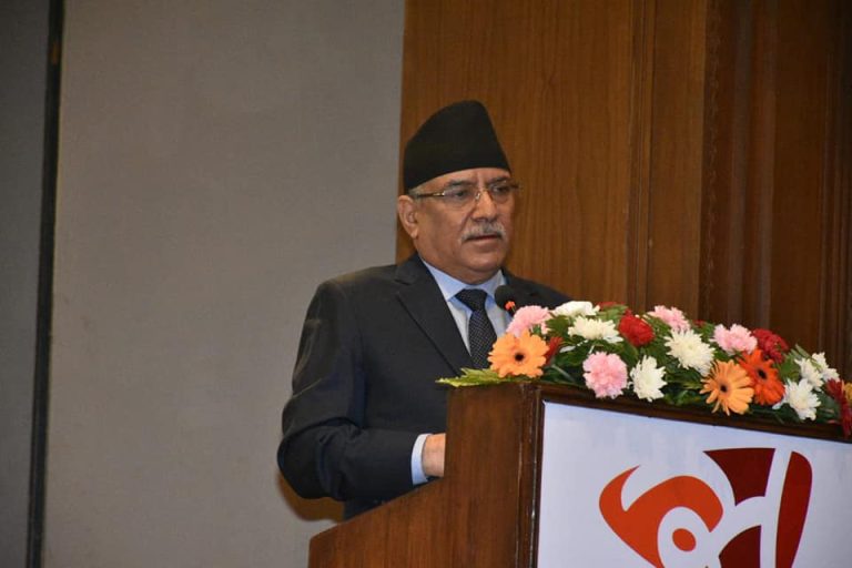 एमालेको महाधिवेशन होइन, ओलीलाई नेता भन्ने हिड्ने अधिवेशन होः प्रचण्ड