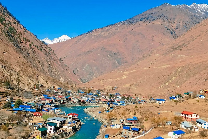 डोल्पाको त्रिपुराकोट पुग्यो गाडी