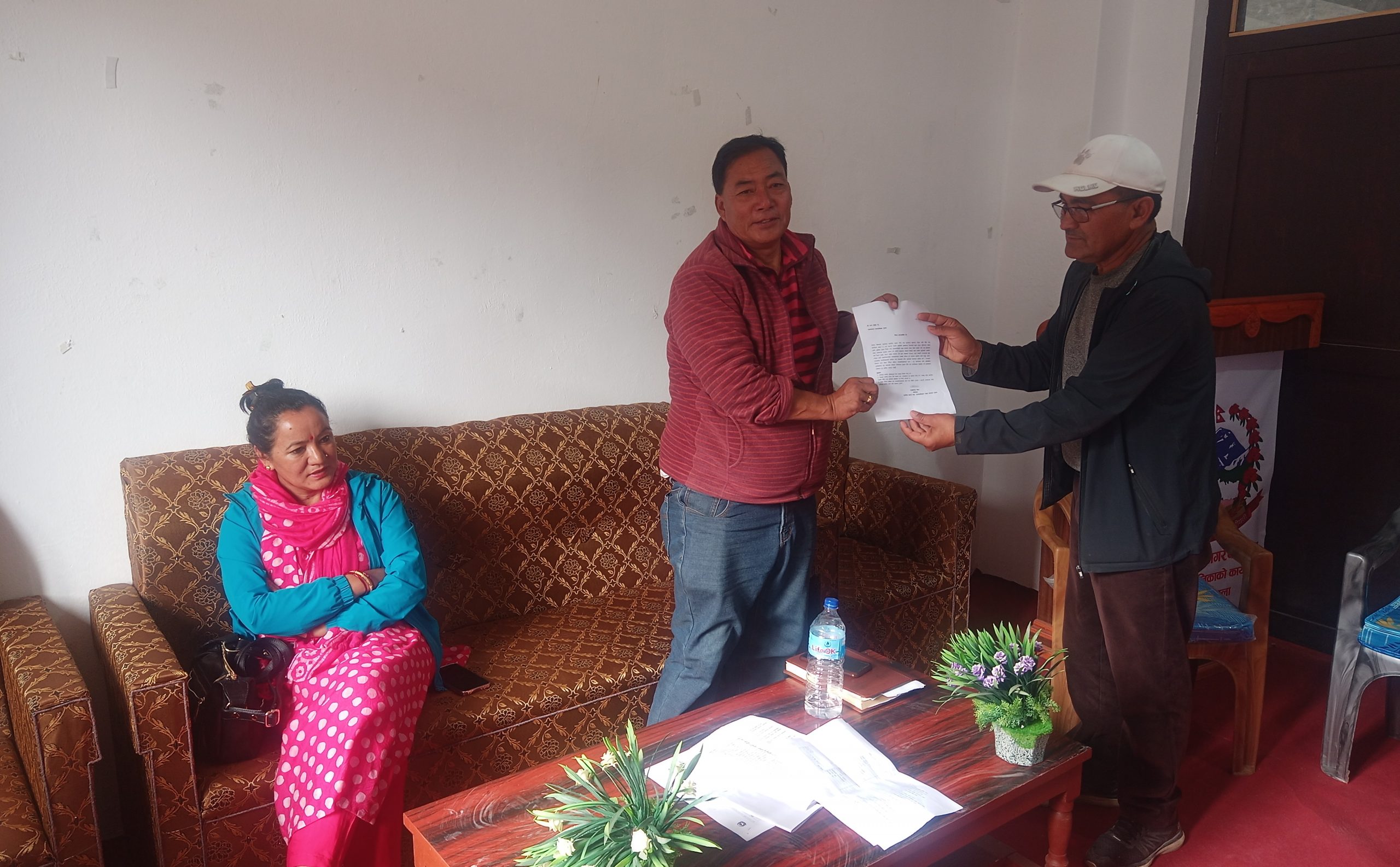 हिंसा पीडित महिलाका लागी राहत कोष स्थापना गर्न नगरप्रमुखकाे ध्यानाकर्षण