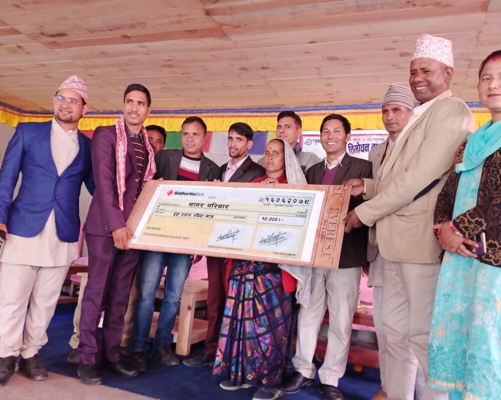 क्रियाशिल पत्रकार सागर परियार सम्मानित
