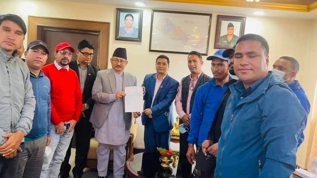 विपद् पीडितलाई राहत माग गर्दै सांसद भण्डारीको टोली गृह मन्त्रालयमा