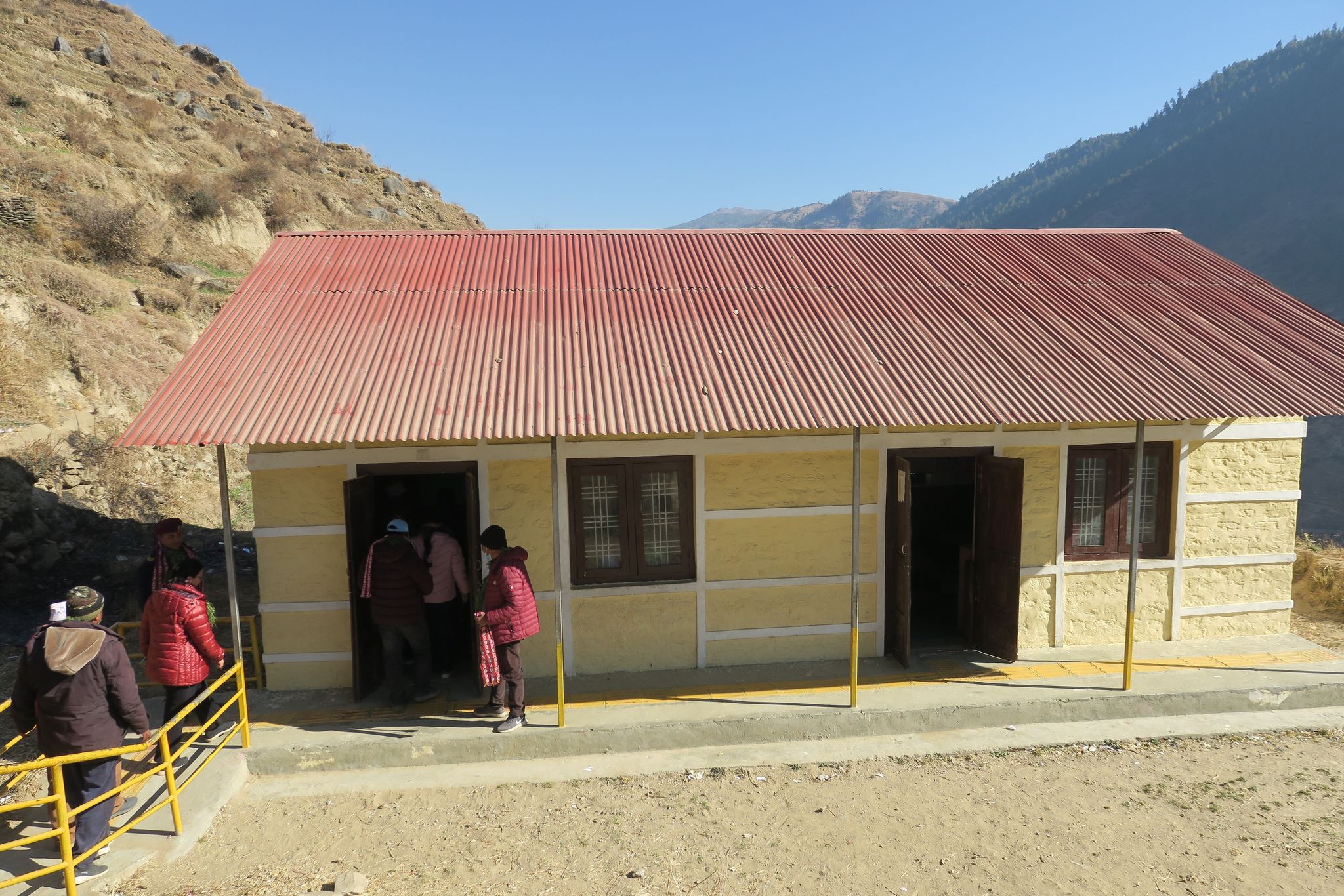वालमैत्री र अपांगतामैत्री बन्यो रुपल्ली देवी विद्यालयमा