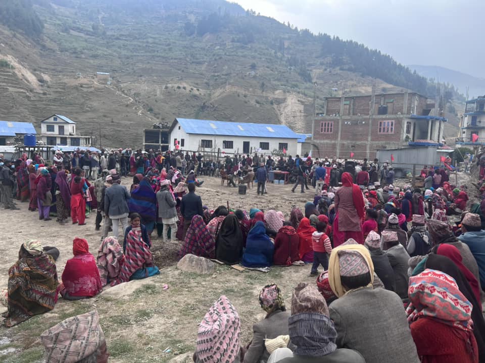 नेकपा माओवादी केन्द जुम्लाले ग¥यो गाउँमा विशाल जनसभा