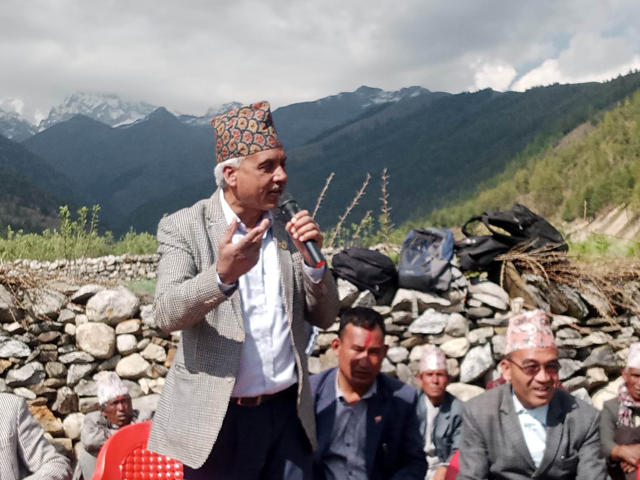रैथाने वाली उत्पादनलाई प्रथामिकता दिइने छ : कृषि मन्त्री शर्मा