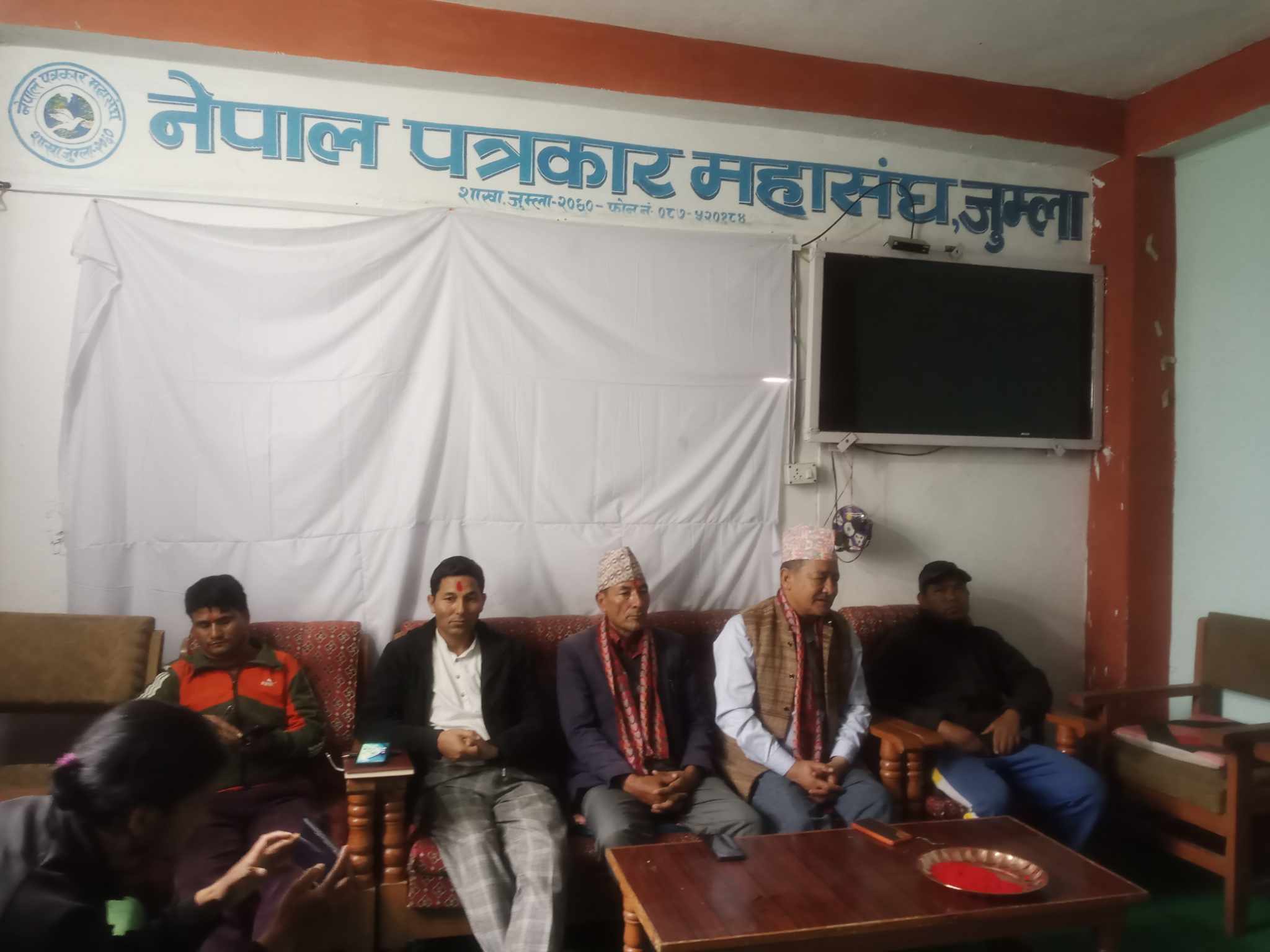 स्वतन्त्र बनेर चुनाव जितेका शाही  काँग्रेसमै फर्किए