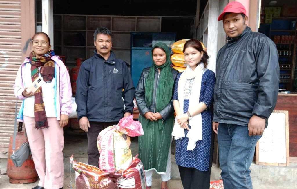 हिंसा पीडित महिलालाई आइएनएफको खाद्यन्न सहयोग
