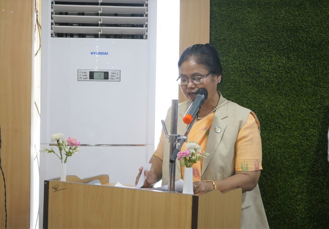 बालबालिका खोजतलास सेवा (१०४)को प्रभावकारिता अभिवृद्धि गर्नु आवश्यक छ: मन्त्री चौधरी
