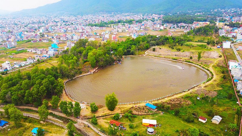 सुर्खेतको आकर्षण बुलबुले ताल