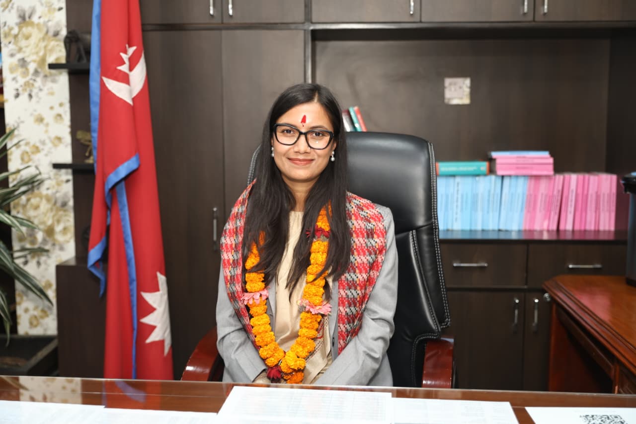 कानुनमन्त्री सोविता गौतमको सम्पति : १५ तोला सुन, एक तोला हिरा, काठमाडौँ रं चितवनमा जग्गा